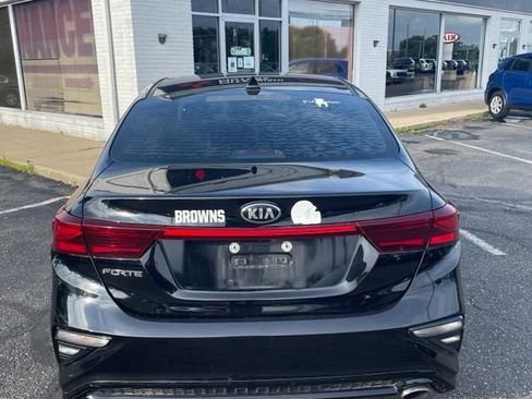 Used 2019 Kia Forte LXS FWD image 4