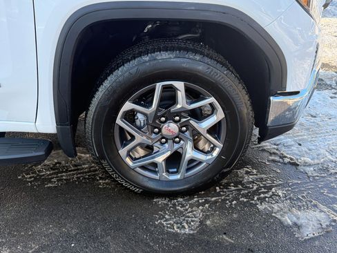 New 2026 GMC Sierra 1500 SLT w/ SLT Premium Package image 12