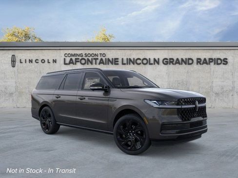New 2026 Lincoln Navigator L Black Label AWD/4WD image 7