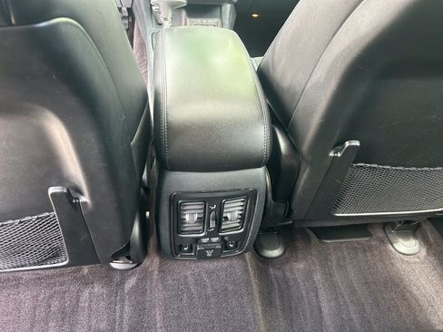 Used 2018 Dodge Durango GT w/ Premium Group AWD/4WD image 28