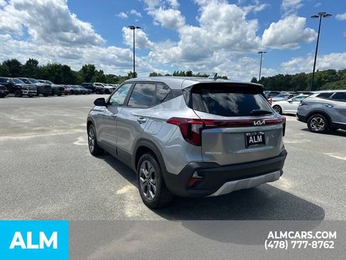 Used 2026 Kia Seltos LX FWD image 8