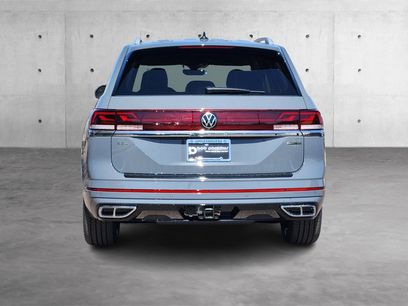 New 2025 Volkswagen Atlas SEL Premium R-Line