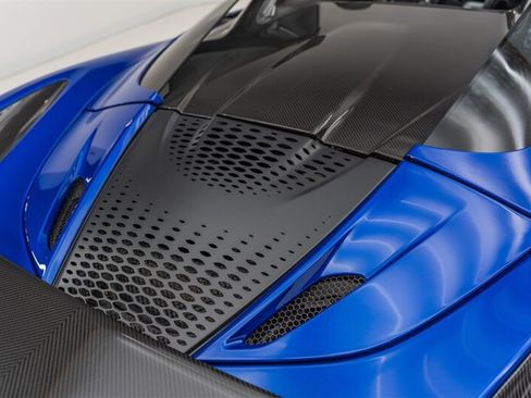 Used 2024 McLaren 750S Spider RWD image 69