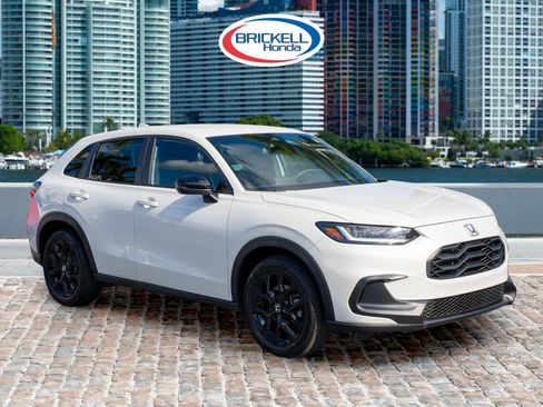 Certified 2024 Honda HR-V Sport image 3