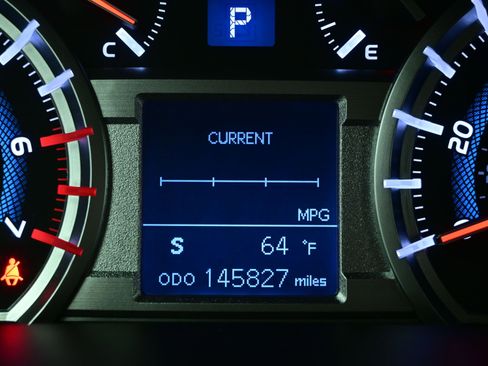 Used 2017 Toyota 4Runner Limited image 28