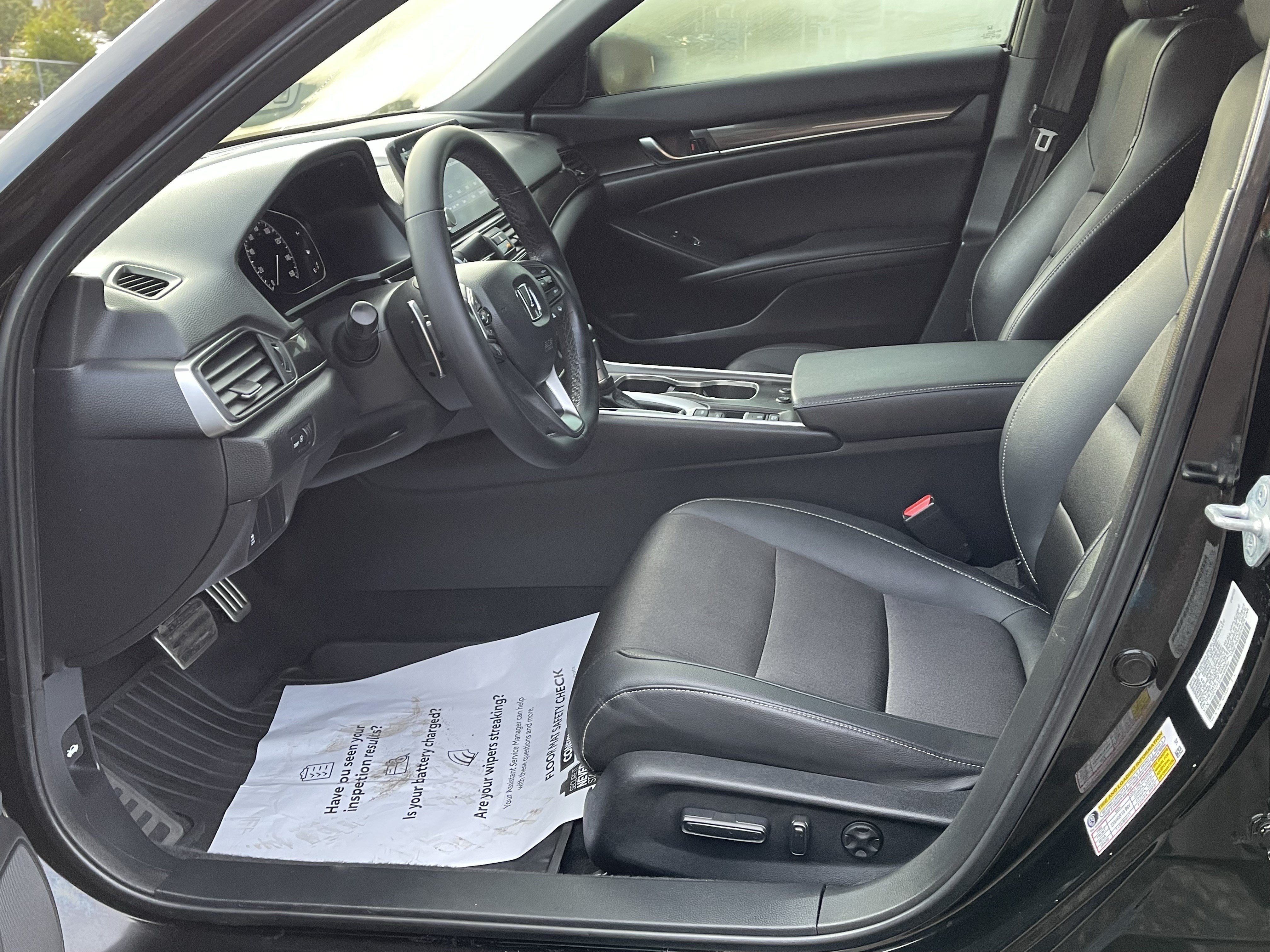 Used 2022 Honda Accord Sport image 11