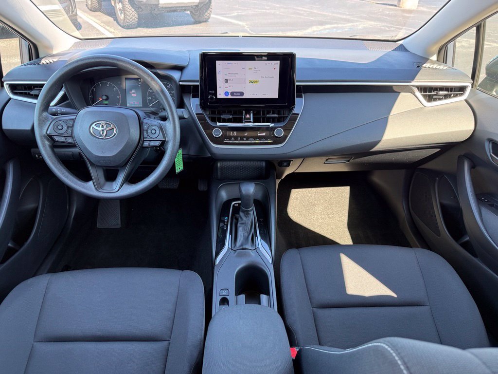 Certified 2025 Toyota Corolla LE FWD image 31