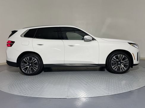 Used 2025 BMW X3 xDrive30i w/ Premium Package image 8