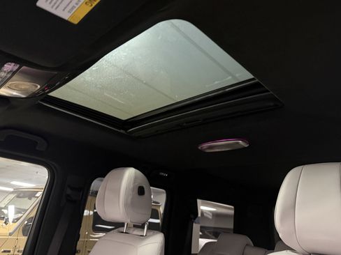 New 2026 Mercedes-Benz G 550 image 18