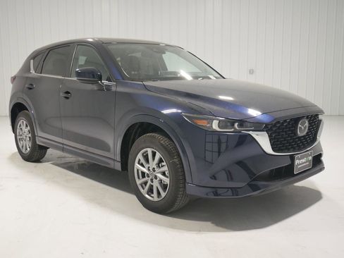 New 2025 MAZDA CX-5 AWD 2.5 S w/ Preferred Package image 3