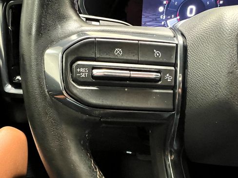 Used 2023 GMC Canyon AT4 w/ AT4 Premium Package image 25