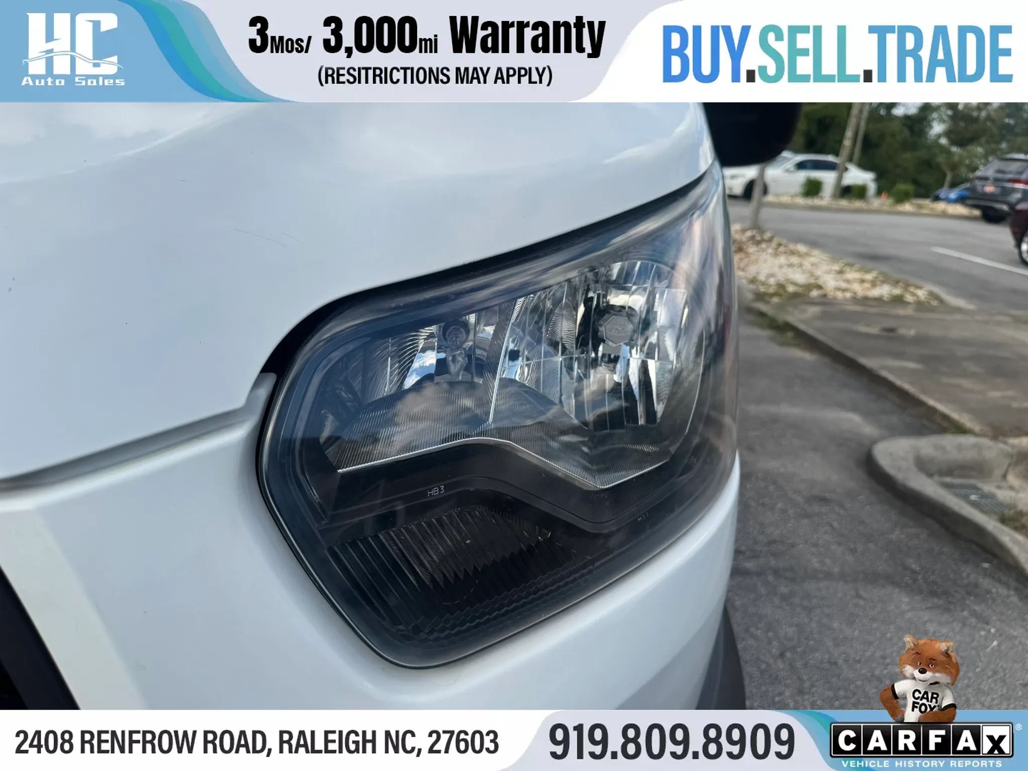 Used 2017 Ford Transit 250 130 Medium Roof RWD image 9