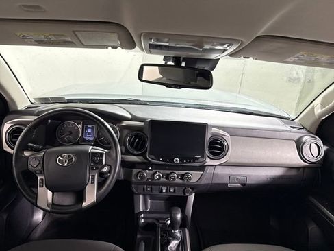 Used 2019 Toyota Tacoma SR5 image 22