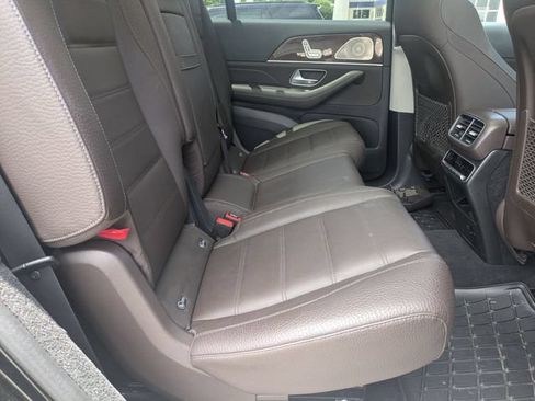 Used 2023 Mercedes-Benz GLS 450 4MATIC image 27