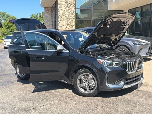 Used 2024 BMW X1 xDrive28i AWD/4WD image 9