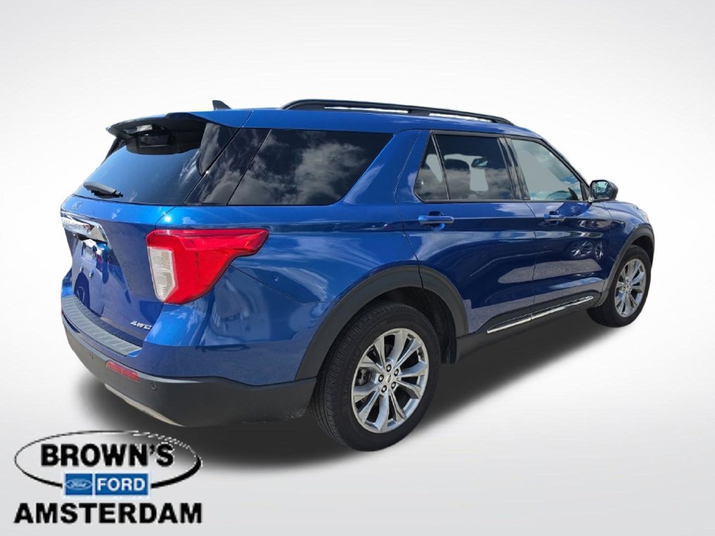 Used 2023 Ford Explorer XLT w/ Equipment Group 202A AWD/4WD image 11