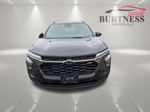 New 2026 Chevrolet Trax RS w/ Sunroof Package image 2