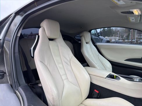 Used 2015 BMW i8 image 16