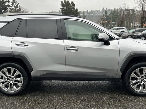 Certified 2025 Toyota RAV4 XLE Premium image 4