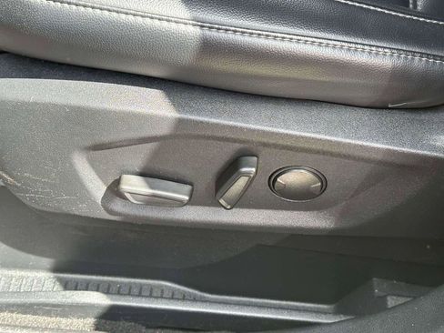 Used 2024 Ford Edge SEL AWD/4WD image 19