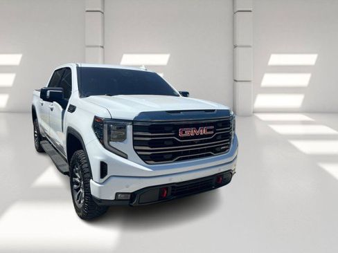 Used 2023 GMC Sierra 1500 AT4 w/ Technology Package image 3