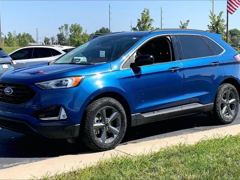 Used 2022 Ford Edge SEL w/ Sport Appearance Package AWD/4WD image 5