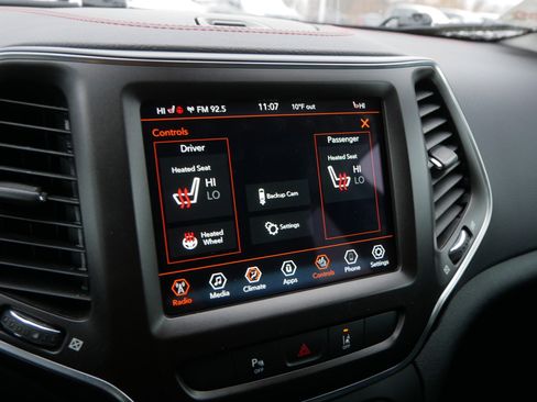 Certified 2022 Jeep Cherokee Trailhawk w/ Comfort/Convenience Group image 31