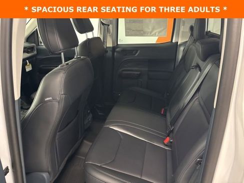 New 2025 Ford Maverick Lariat w/ Black Appearance Package image 29