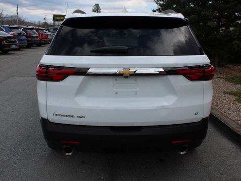 Used 2023 Chevrolet Traverse LT image 7