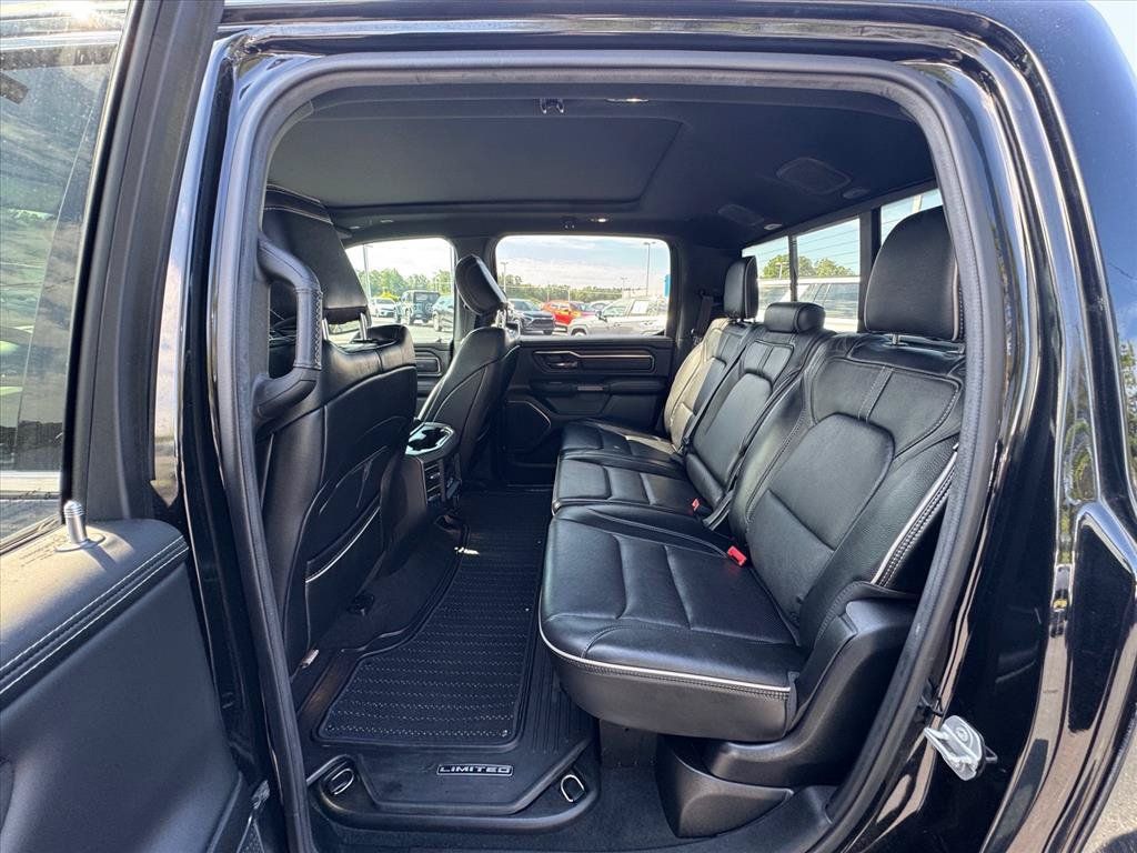 Used 2019 RAM 1500 Limited AWD/4WD image 11