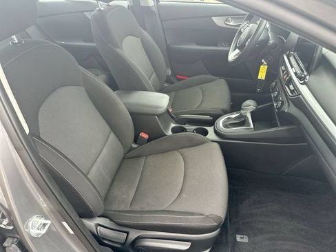 Certified 2023 Kia Forte LXS FWD image 26