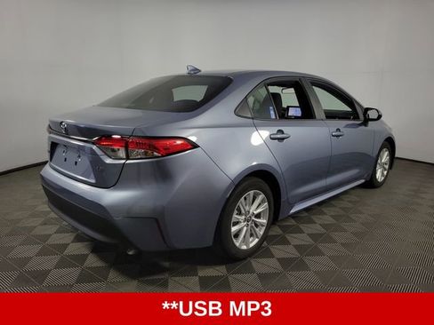 Used 2024 Toyota Corolla LE w/ LE Convenience Package image 7