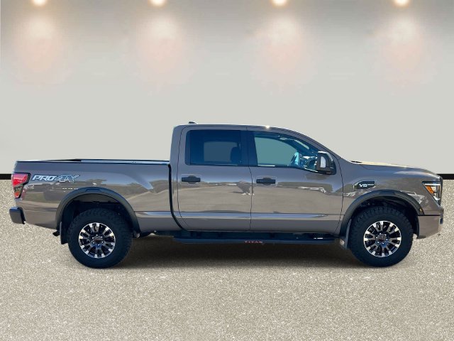Used 2023 Nissan Titan PRO-4X w/ Pro-4x Convenience Package AWD/4WD image 4
