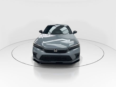 Used 2022 Honda Civic Sport image 3