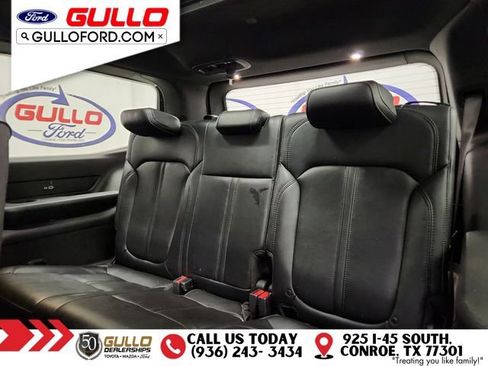 Used 2023 Jeep Wagoneer Series II image 15