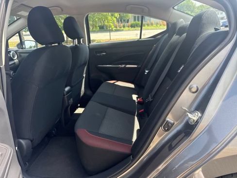 Used 2024 Nissan Versa SR FWD image 19