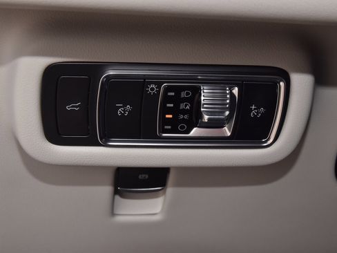 New 2026 Lincoln Nautilus Premier image 33