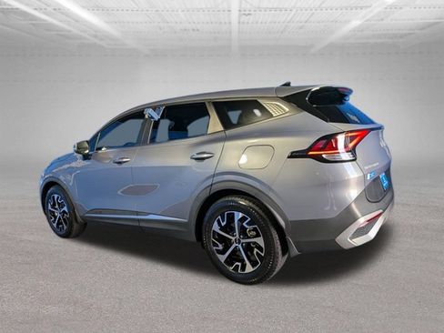 Used 2023 Kia Sportage EX FWD image 7
