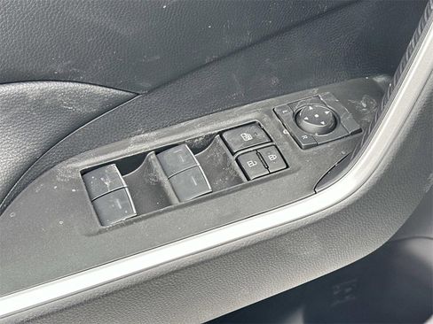 New 2025 Toyota RAV4 XLE image 15