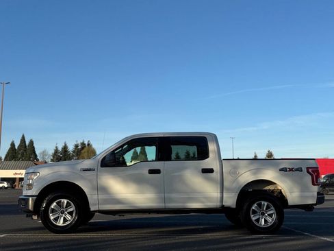 Used 2015 Ford F150 XLT image 8