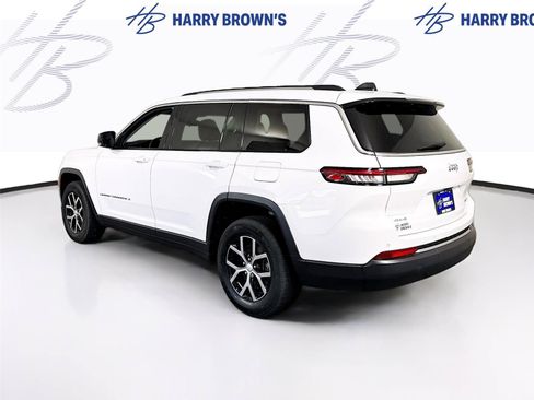 Used 2024 Jeep Grand Cherokee L Limited AWD/4WD image 31