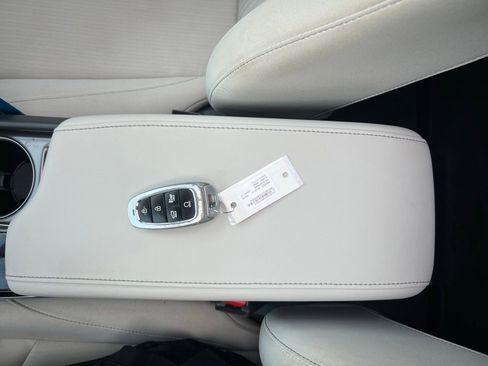 Used 2023 Hyundai Sonata SEL w/ Convenience Package image 40