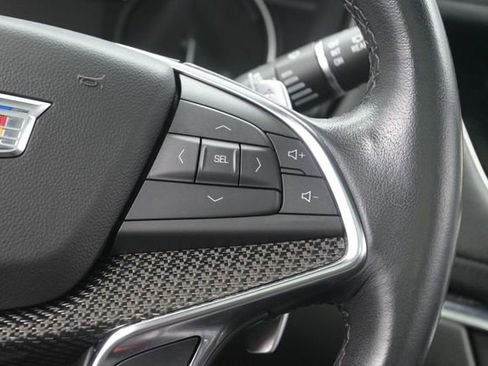 Used 2023 Cadillac XT5 Sportv w/ LPO, Floor Liner Package AWD/4WD image 29