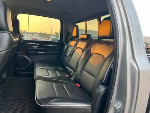 Used 2019 RAM 1500 Laramie AWD/4WD image 13