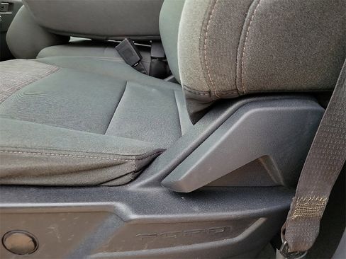 Used 2024 Ford F250 XLT w/ FX4 Off-Road Package image 20