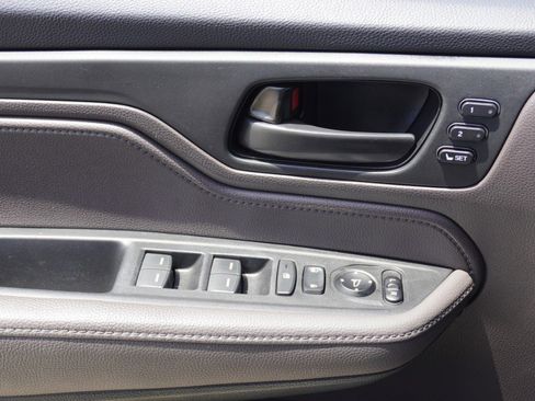 Used 2021 Honda Odyssey EX-L image 23