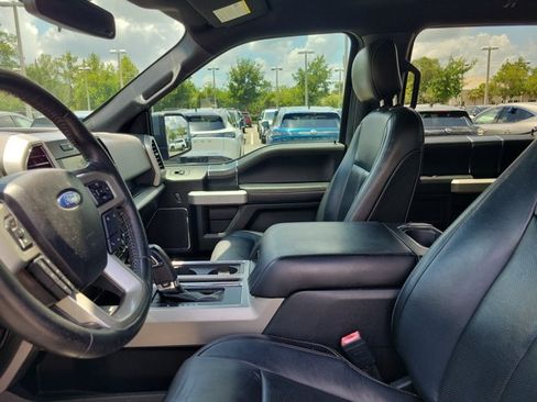Used 2019 Ford F150 Lariat AWD/4WD image 17