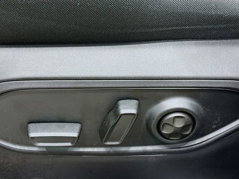 New 2025 Jeep Grand Cherokee L Laredo image 21