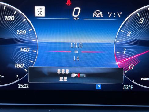 New 2026 Mercedes-Benz GLS 450 4MATIC image 28
