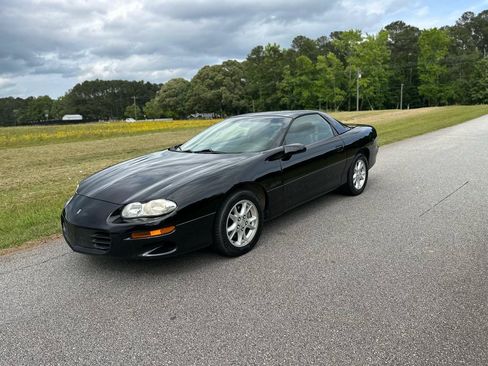 Used 2002 Chevrolet Camaro Z28 RWD image 12